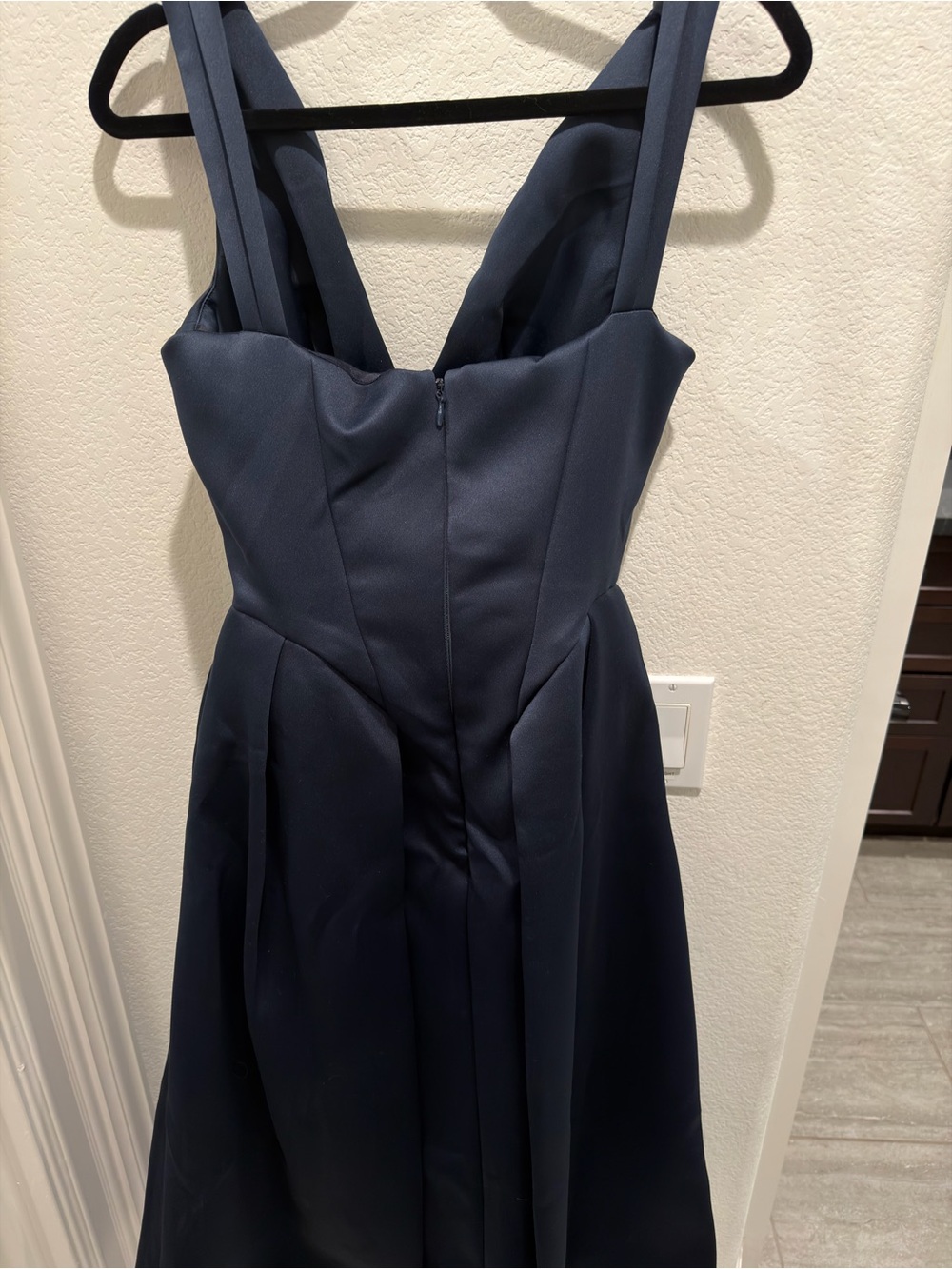House of CB Navy Plunge Midi Dress - Picture 4 of 4